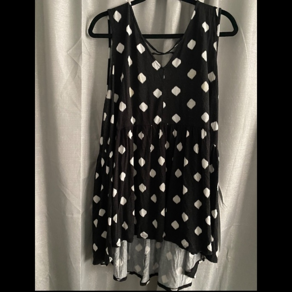 Flattering spotted tank!